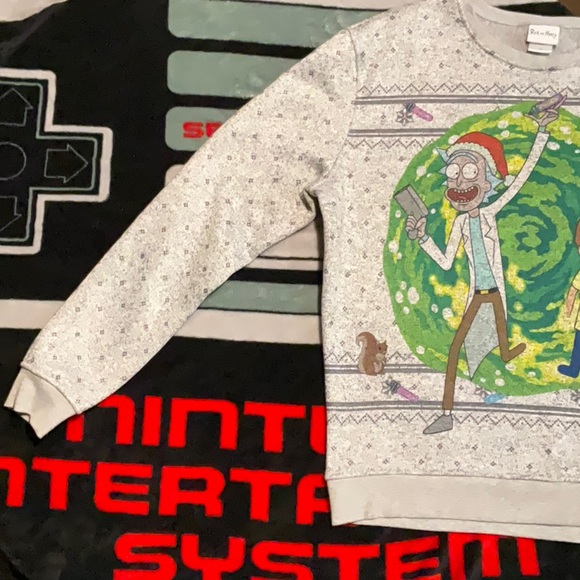 Rick and Morty Christmas sweater - Picture 2 of 14
